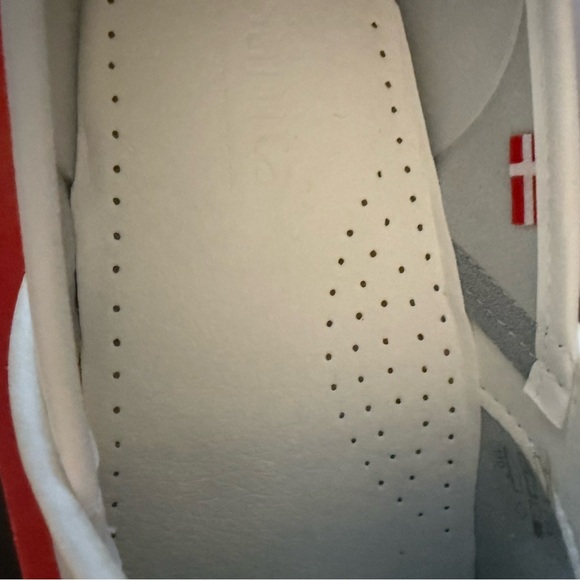 Sanita White Leather Clogs - Picture 3 of 4